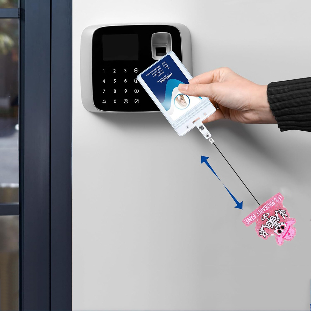 وصول جديد: حامل بطاقة هوية قاب - مراجعة Xray Tech Accessories وسعره